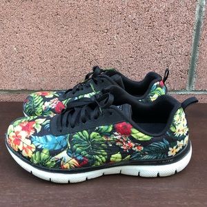 tropical print skechers